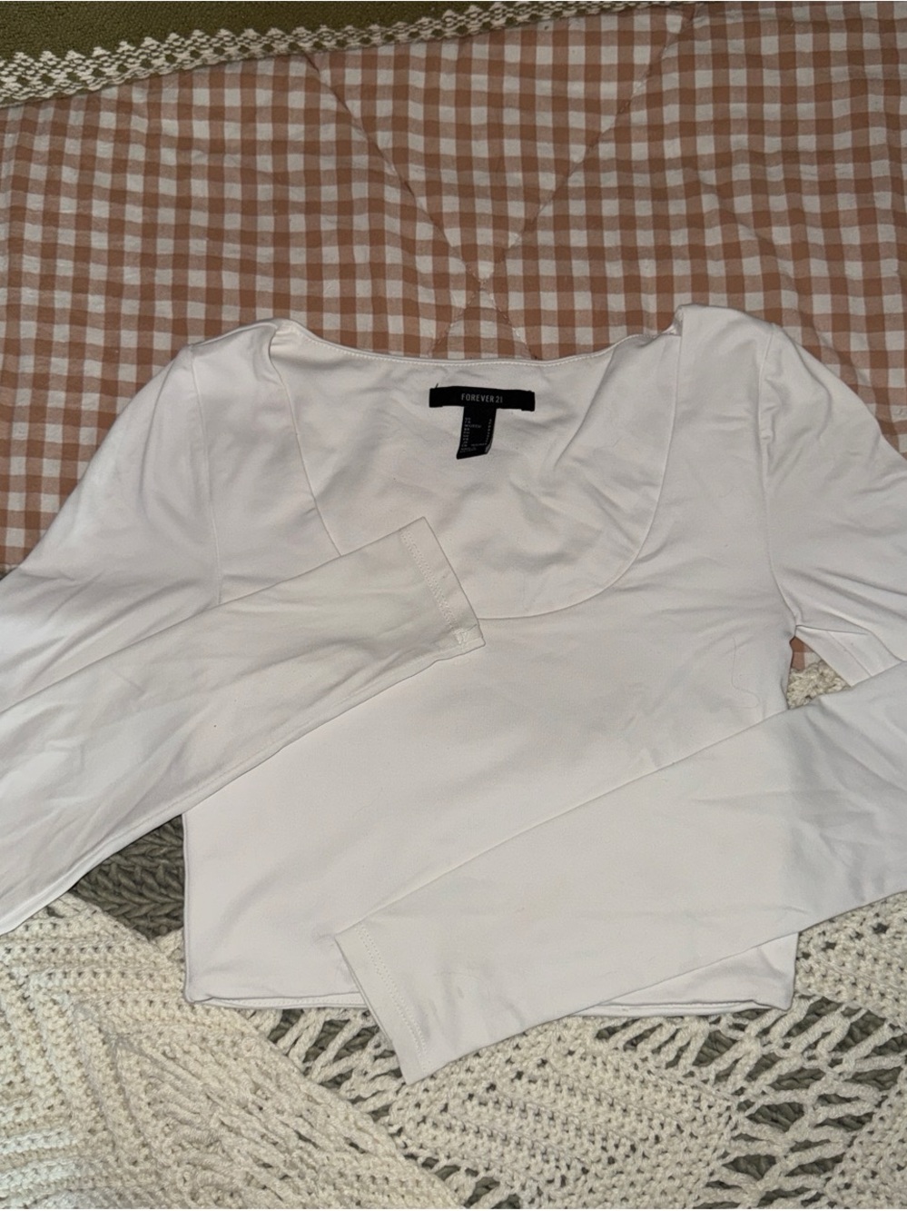 Forever 21 White Scoop Neck Long-Sleeve Crop Top - Picture 1 of 2